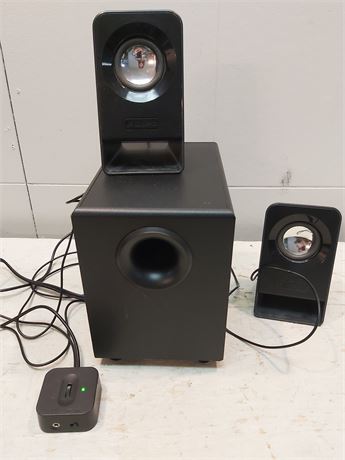 ​Logitech 2.1 Multimedia Speaker System with Subwoofer 10