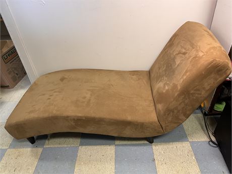 Curved Microfiber Chaise Lounge – Camel/Tan OA