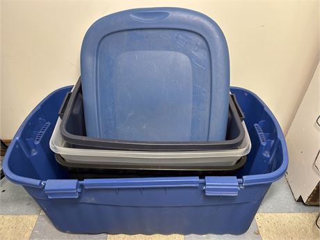 Storage bins, one with lid 1