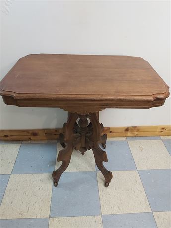 Ornate Victorian Pedestal Parlor Table OA