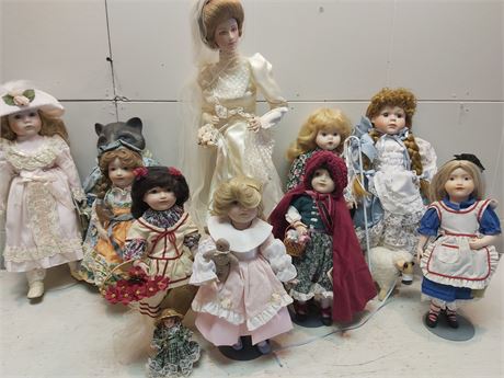 Porcelain Doll Collection Featuring Bridal and Storybook Characters 19