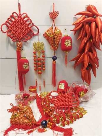 Traditional Lunar New Year Decorative Set 2