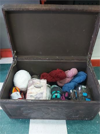 ​Faux Leather Upholstered Storage Trunk with Knitting Collection 13
