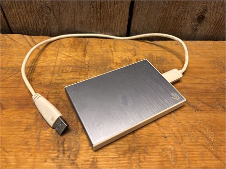 Seagate Backup Plus Slim 2TB External Hard Drive - White/Silver DC