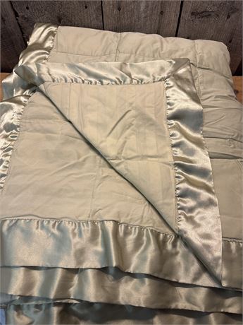 Royal Velvet King Blanket - Sage Green Quilted Satin Trim - 104" x 80" 6