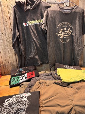 Premium Men’s Clothing: Levi's, Lucky Brand, O’Neill, BC Clothing & More 18