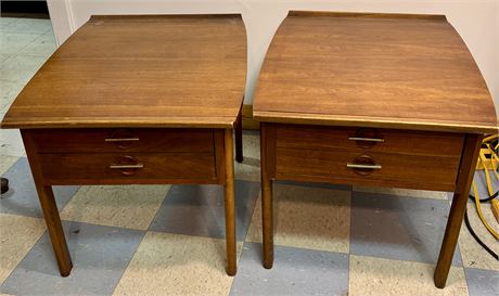 Pair of Mid-Century Modern Lane "Acclaim" Dovetail End Tables by Andre Bus G