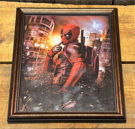 Deadpool "Shhh" Framed Art Print – Featuring Facsimile Signature 19FR