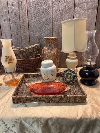 Vintage Cottagecore Decor Bundle – Amber Glass, Wicker & Floral Accents 16