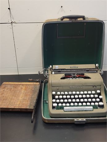Vintage Royal Aristocrat Typewriter & Antique Paper Cutter 14