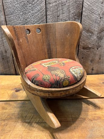 Vintage Basketville Putney Vermont Child’s Wooden Bucket Rocking Chair 3