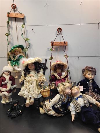 Collection of Decorative Porcelain Dolls 7