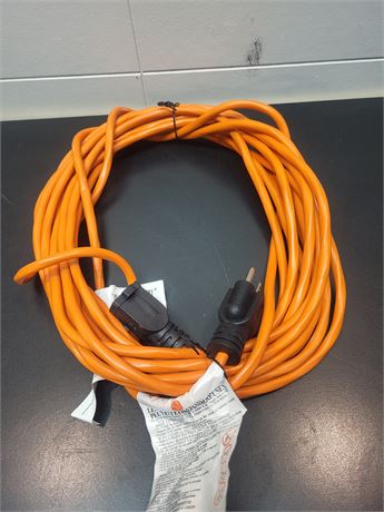 Heavy-Duty Outdoor Extension Cord 2