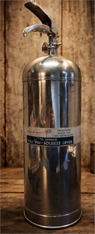 Vintage 1976 Flag Fire Equipment Polished Chrome Water Fire Extinguisher 9