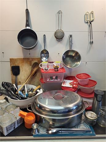 Kitchenware Collection and Food Storage Set 16