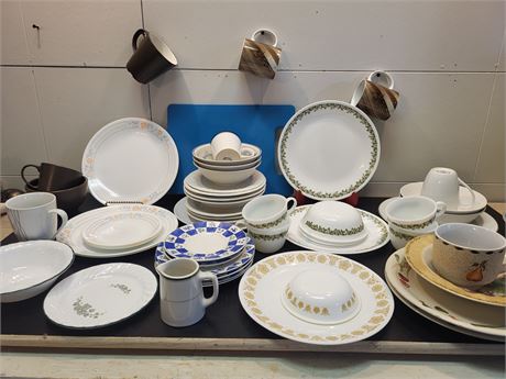 Mixed Dinnerware Collection Featuring Corelle 16