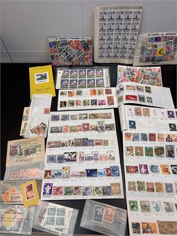 Vintage Worldwide Stamp Collection FS