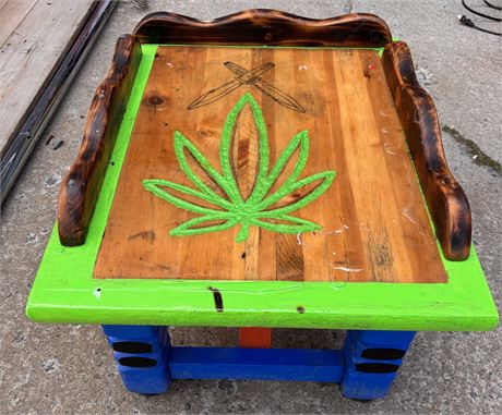 Custom Folk Art Wooden Rolling Table / Novelty Coffee Table