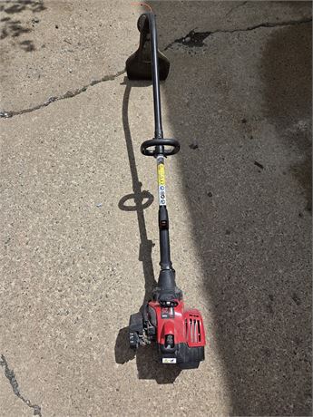 Yard Machines 25cc Gas String Trimmer - Model Y2500