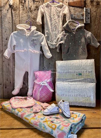 Deluxe Newborn Baby Girl Gift Bundle