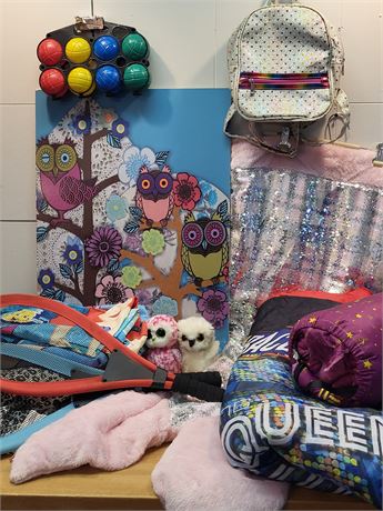 Children's & Youth Activity Variety Bundle – Sleeping Bags, Owl Decor, Plushies